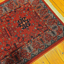 Load image into Gallery viewer, 100% wool rug Rug Kasghai 4302 300 size 67 x 130 cm, Belgian