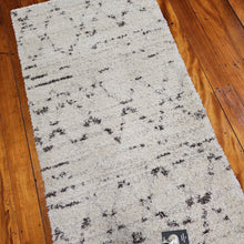 Load image into Gallery viewer, Part wool rug Lana  size 0314 106 size 80 x 140 cm Belgium