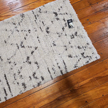 Load image into Gallery viewer, Part wool rug Lana  size 0314 106 size 80 x 140 cm Belgium