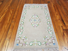 Load image into Gallery viewer, hand knotted wool Rug 14 size 90 x 160 cm India