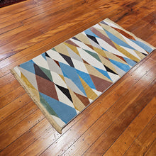 Load image into Gallery viewer, Easy clean Patina rug 410107 992 size 80 x 140 cm Belgium