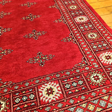 Load image into Gallery viewer, Hand knotted wool rug 207143 size 207 x 143 cm Pakistan