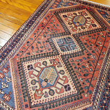 Load image into Gallery viewer, Hand knotted wool rug 197139 size 197 x 139 cm