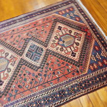 Load image into Gallery viewer, Hand knotted wool rug 197139 size 197 x 139 cm