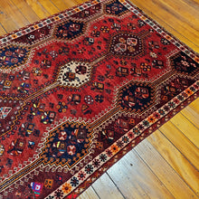 Load image into Gallery viewer, Hand knotted wool rug 197132 size 197 x 132 cm