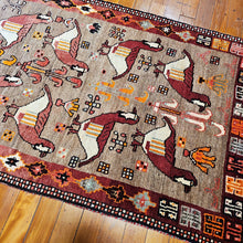 Load image into Gallery viewer, Hand knotted wool rug 210119 size 210 x 119 cm