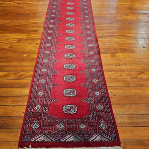 Hand knotted wool rug 31779 size 317 x 79 cm Pakistan