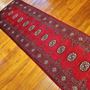 Hand knotted wool rug 31779 size 317 x 79 cm Pakistan