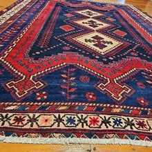 Load image into Gallery viewer, Hand knotted wool rug 227168 size 227 x 168 cm