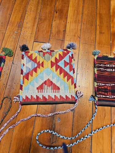 Hand knotted wool Hand bag no: 3232 size 32 x 32 cm Afghanistan