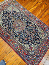 Load image into Gallery viewer, Hand knotted wool &amp; silk rug 181110 size 181 x 110 cm