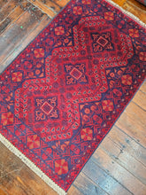 Load image into Gallery viewer, Hand knotted wool rug 12377 size 123 x 77 cm