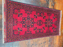 Load image into Gallery viewer, Hand knotted wool rug 10254 size 102 x 54 cm