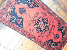 Load image into Gallery viewer, Hand knotted wool rug 10048 size 100 x 48 cm