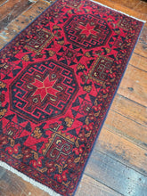 Load image into Gallery viewer, Hand knotted wool rug 10456 size 104 x 56 cm