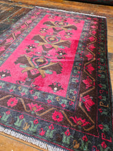 Load image into Gallery viewer, Hand knotted wool rug Baluchi 13587 size 135 x 87 cm