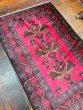 Load image into Gallery viewer, Hand knotted wool rug Baluchi 13587 size 135 x 87 cm