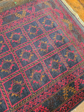 Load image into Gallery viewer, Hand knotted wool rug 14888 size 148 x 88 cm