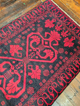 Load image into Gallery viewer, Hand knotted wool rug 14585 size 145 x 85 cm