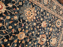 Load image into Gallery viewer, 100% wool Kashqai  4303 501 size   160 X 240 cm Belgium