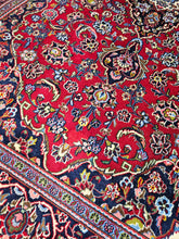 Load image into Gallery viewer, Hand knotted wool rug 221137 size 221 x 137 cm