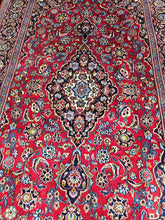 Load image into Gallery viewer, Hand knotted wool rug 221137 size 221 x 137 cm