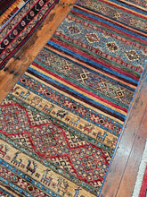 Load image into Gallery viewer, Hand knotted wool rug 25483 size 254 x 83 cm