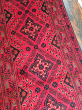 Load image into Gallery viewer, Hand knotted wool rug 19379 size 193 x 79 cm