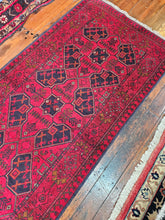 Load image into Gallery viewer, Hand knotted wool rug 18580 size 185 x 80 cm