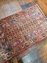 Load image into Gallery viewer, Hand knotted wool rug 12484 size 124 x 84 cm