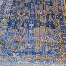 Load image into Gallery viewer, Hand knotted wool rug 197118 size 197 x 118 cm  Afghanistan