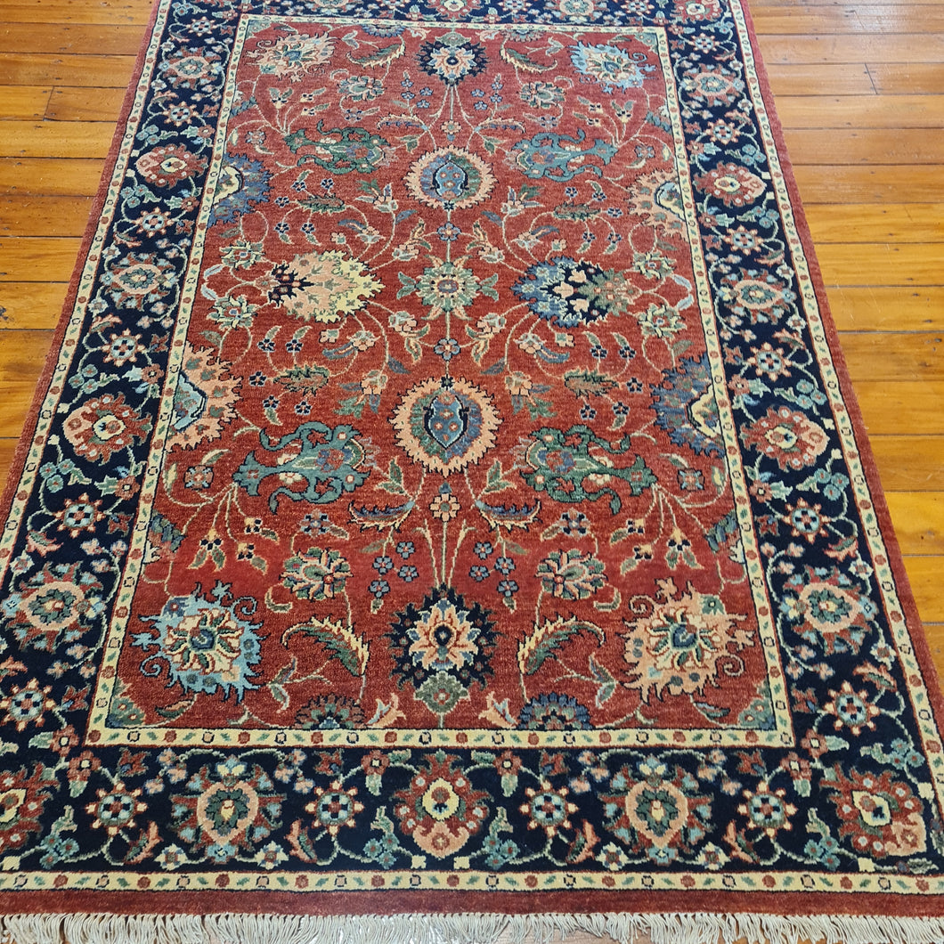 Hanmd knotted wool Rug 124185 size 185 x 124 cm India