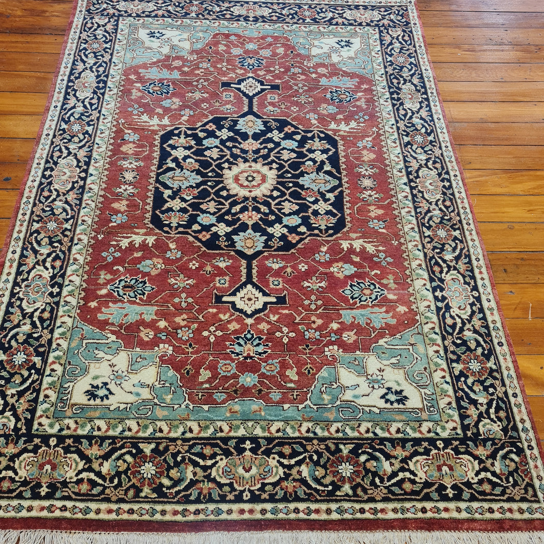 Hand knotted wool Rug 127185 size 185 x 127 cm India