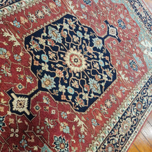 Load image into Gallery viewer, Hand knotted wool Rug 127185 size 185 x 127 cm India