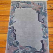 Load image into Gallery viewer, Hand knotted wool rug 9061  size 90 x 61 cm Nepal