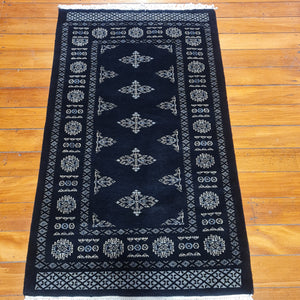 Hand knotted wool rug 12776 size 127 x 76 cm Pakistan