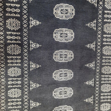 Load image into Gallery viewer, Hand knotted wool rug 15993 size 159 x 93 cm Pakistan