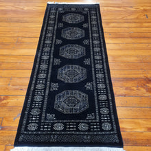 Load image into Gallery viewer, Hand knotted wool rug 19978 size 199 x 78 cm Pakistan