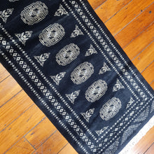 Load image into Gallery viewer, Hand knotted wool rug 18263 size 182 x 63 cm Pakistan
