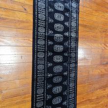 Load image into Gallery viewer, Hand knotted wool rug 26978 size 269 x 78 cm Pakistan