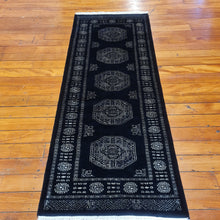Load image into Gallery viewer, Hand knotted wool rug 19777 size 197 x 77 cm Pakistan