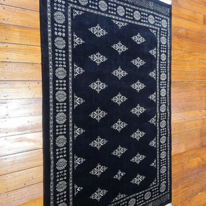 Hand knotted wool rug 187121 size 187 x 121 cm Pakistan