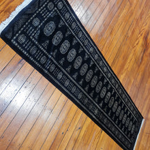 Load image into Gallery viewer, Hand knotted wool rug 27776 size 276 x 76 cm Pakistan