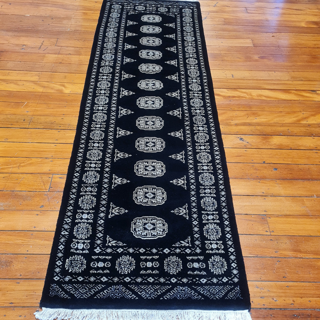 Hand knotted wool rug 24980 249 x 80 cm Pakistan