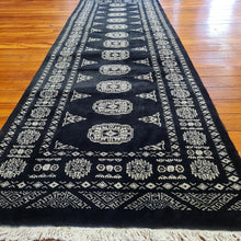 Load image into Gallery viewer, Hand knotted wool rug 24980 249 x 80 cm Pakistan