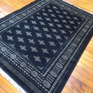 Hand knotted wool rug 243171 size 243 x 171 cm Pakistan