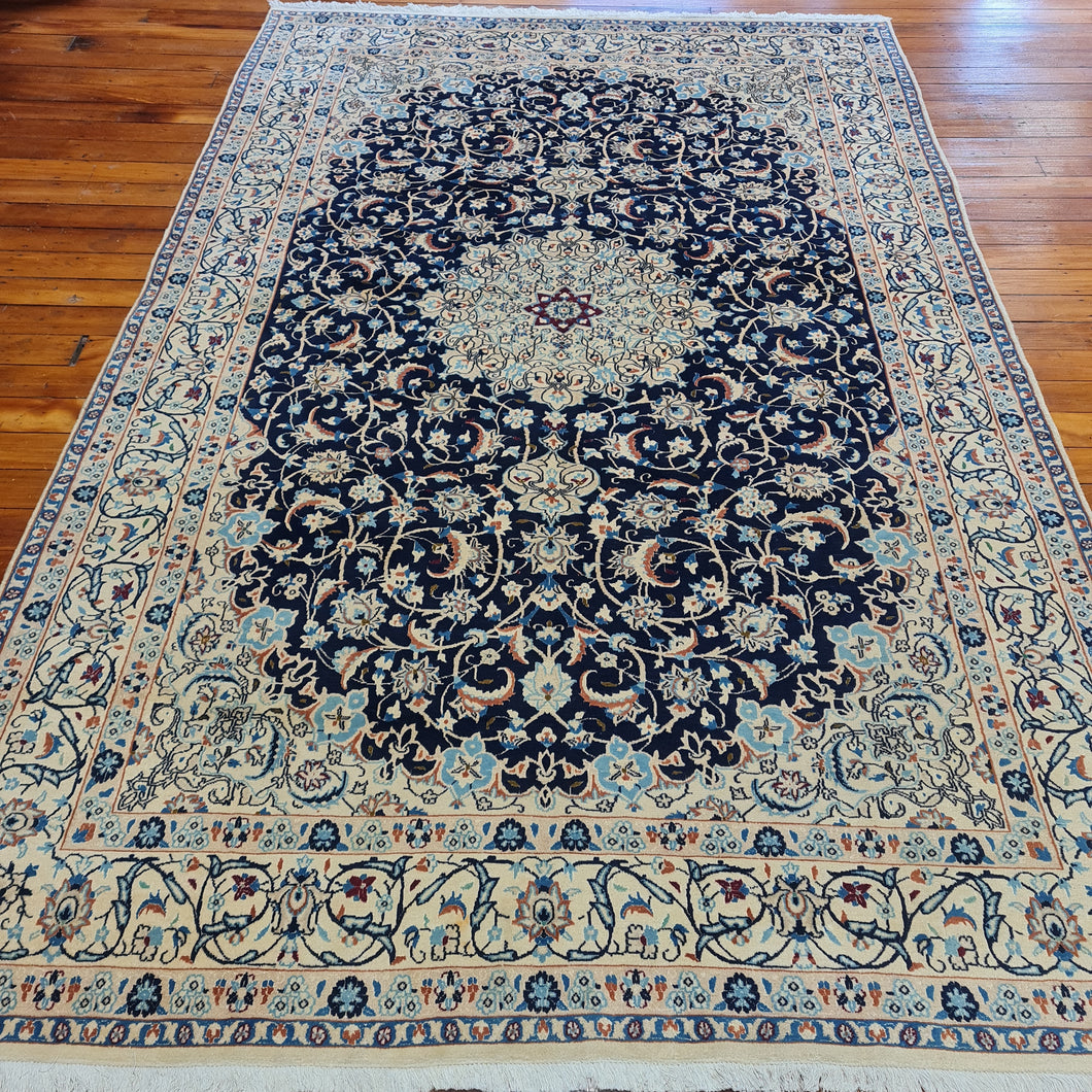 Hand knotted wool rug 307190 307 x 190 cm