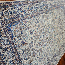 Load image into Gallery viewer, Hand knotted wool rug 360252 size 360 x 252 cm Iran