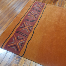 Load image into Gallery viewer, 100% wool rug Marwar size 200 x 290 cm