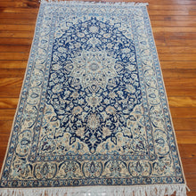 Load image into Gallery viewer, Hand knotted wool rug 194129 size 194 x 129 cm Iran